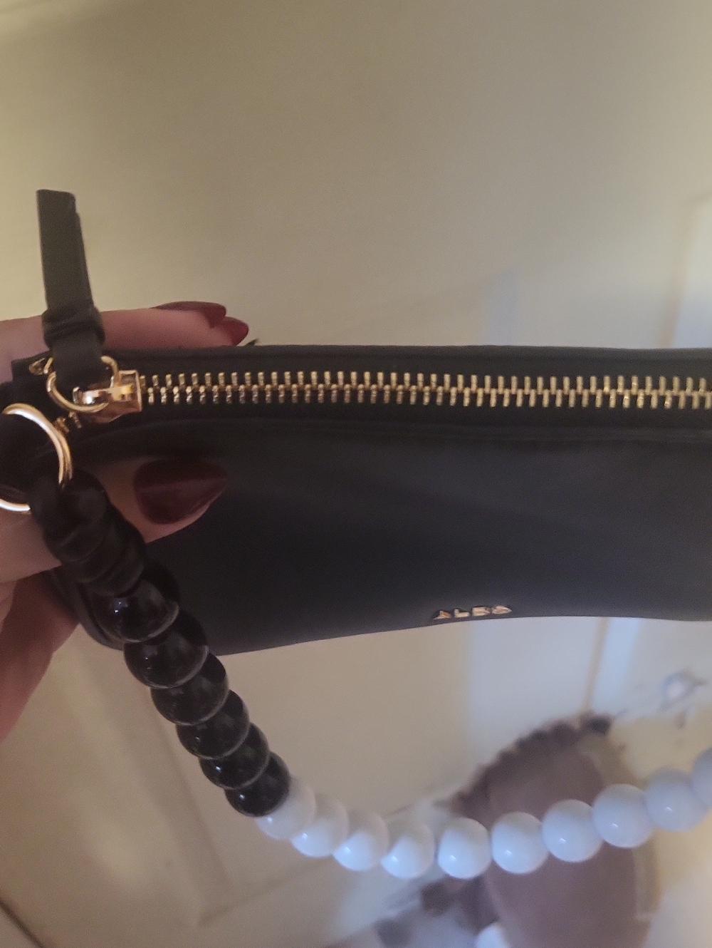 ALDO Black Shoulder Bag with Two-Tone Beaded Handle - Picture 4 of 5